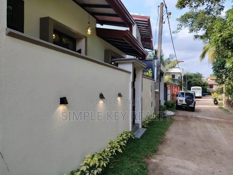 Kottawa Brand new Single stored house for sale