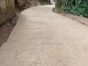 බදුල්ල , කන්දෙගෙදර නගරයේ අගනා නිවසක් විකිණීමට .