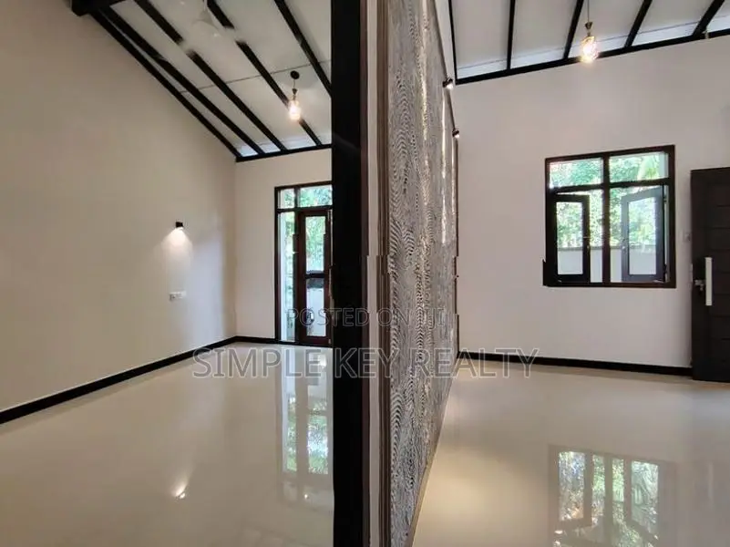 Kottawa Brand new Single stored house for sale
