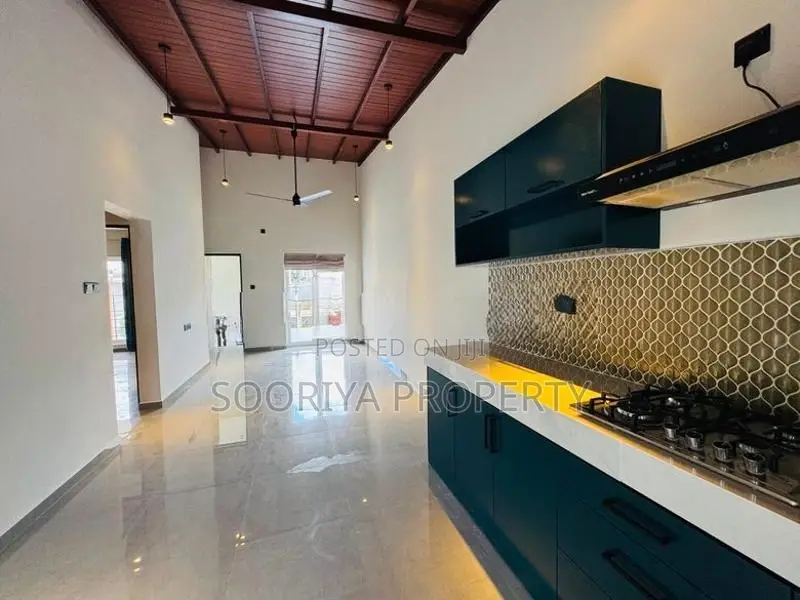 2 Story Luxury House for Sale - Piliyandala