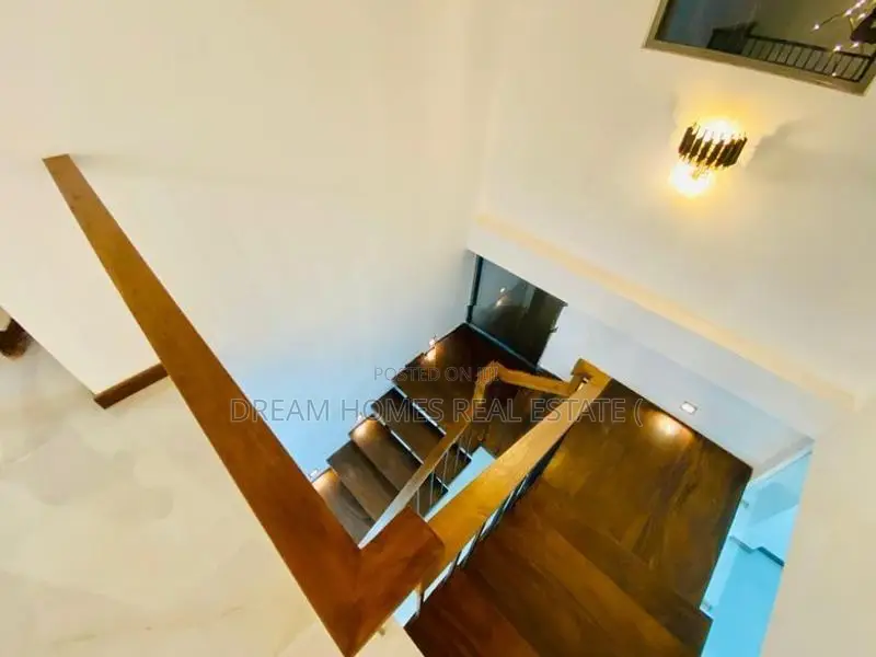 2-Storey Home for Sale – Athurugiriya