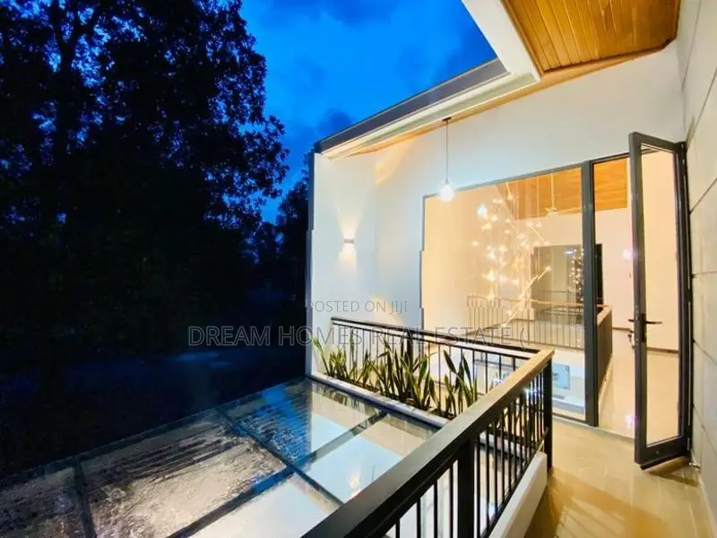 2-Storey Home for Sale – Athurugiriya