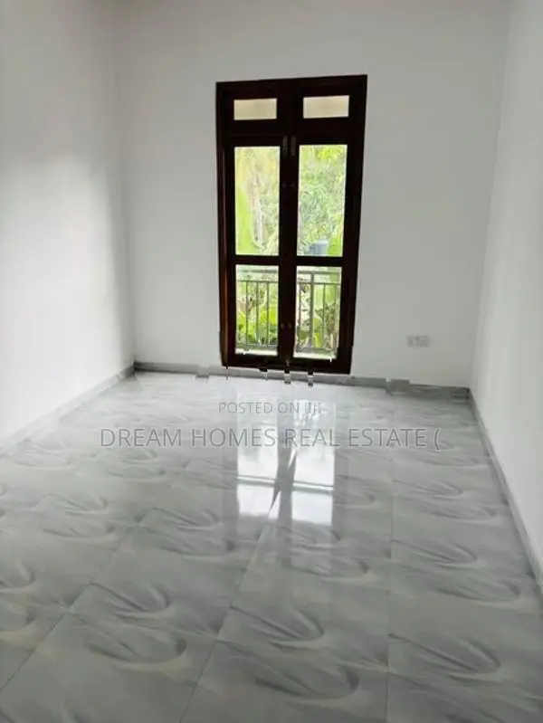Stunning New House for Sale in Athurugiriya