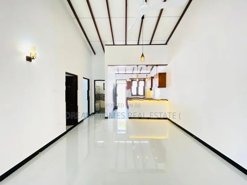 Modern Single-Storey Home for Sale – Athurugiriya