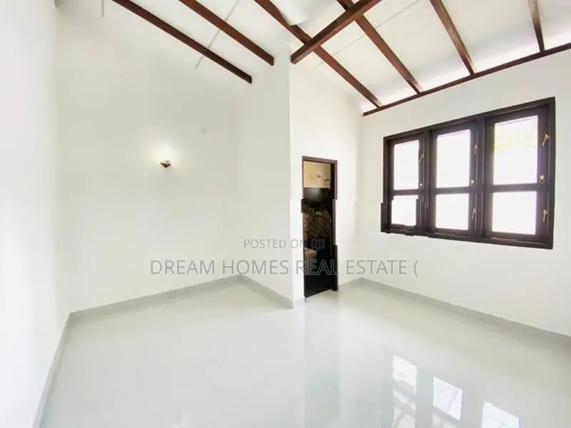 Modern Single-Storey Home for Sale – Athurugiriya