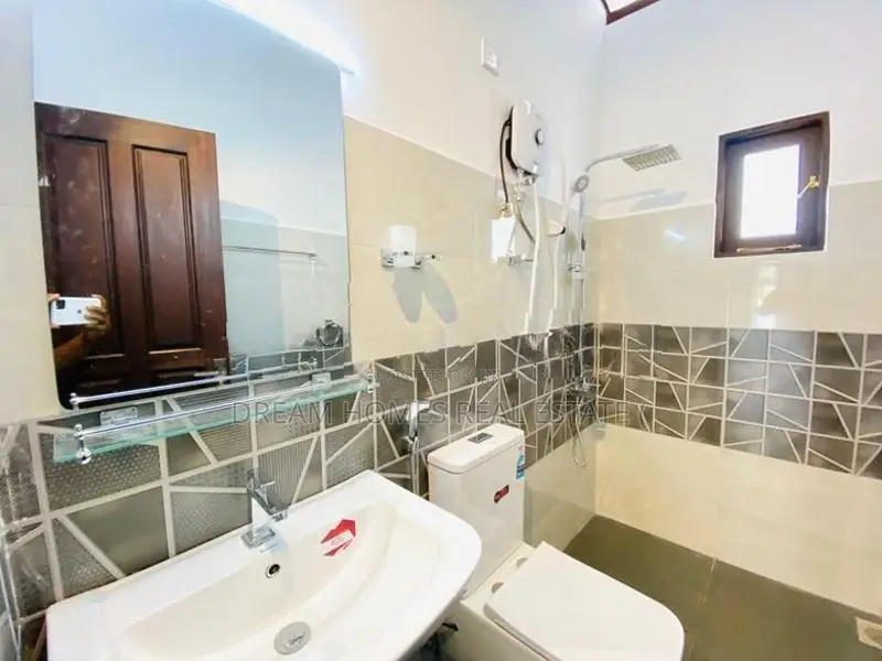 Modern Single-Storey Home for Sale – Athurugiriya