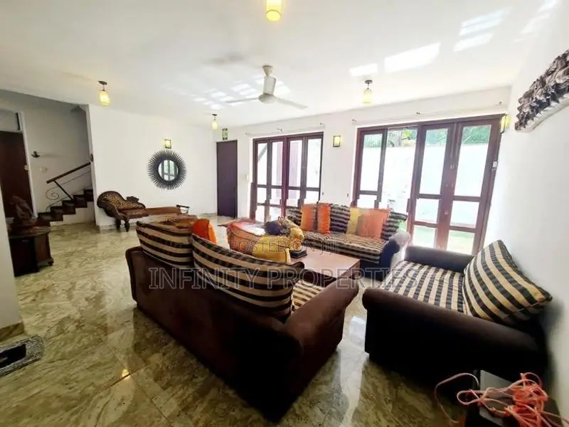 (AF081) Luxury House for sale Ambuldeniya Nugegoda
