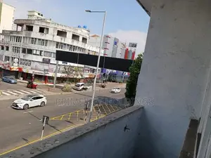 Commercial First Floor Galle Road Frontage – Colombo 04 (cr139)