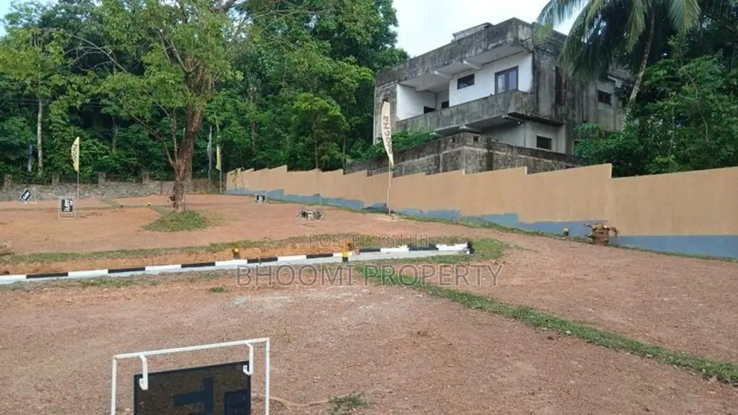 Wanaguru Mawatha, Athurugiriya Brand New Land Plots For Sale