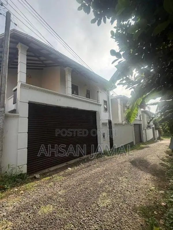 Luxury House for Rent Piliyandala
