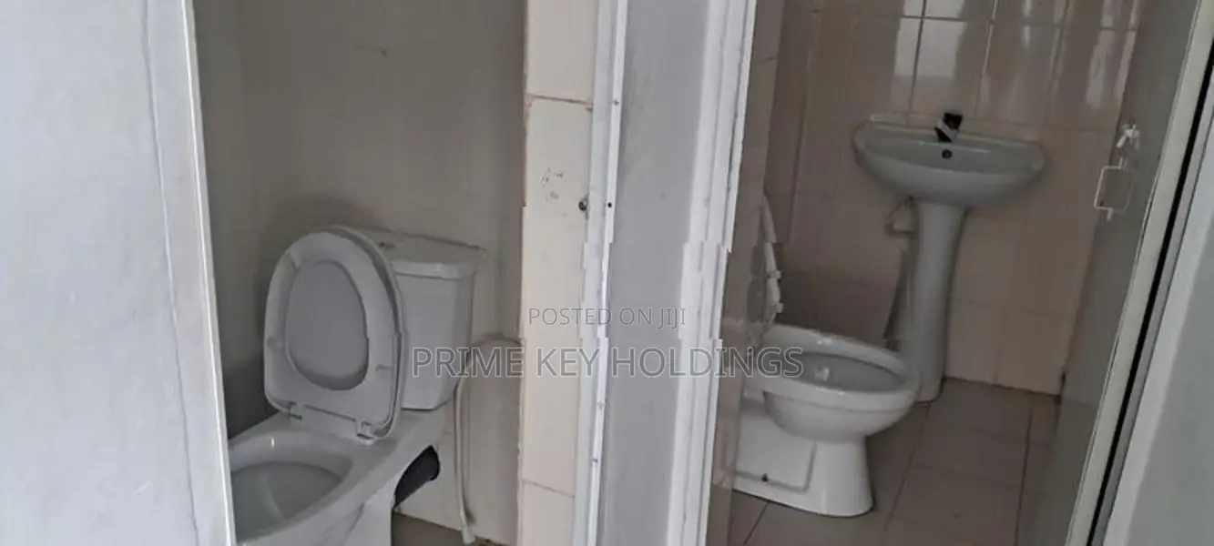 Office Unit – 1,700 sq. ft. | Nugegoda (CR136)