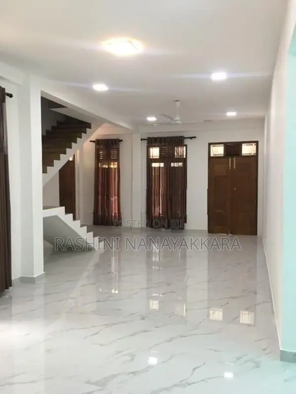 Brand New House for Rent in Kelaniya