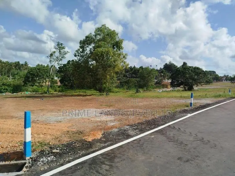 තලගල බෙරුකැටිය බිම් කොටස් විකිණීමට