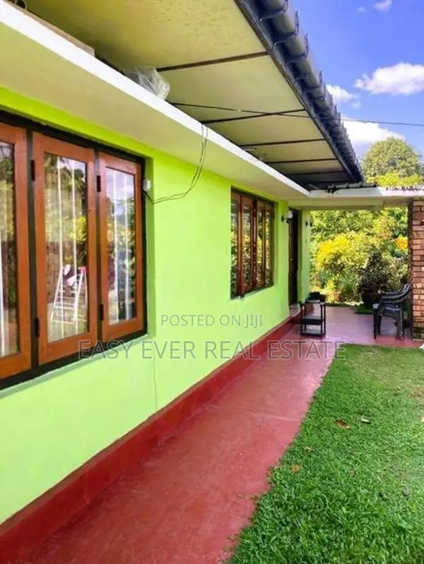 ඉඩම සමග නිවසක් Kegalle - ER 13237