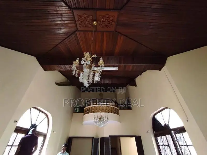 5 Bedroom House For Sale in Kohuwala - PDH35