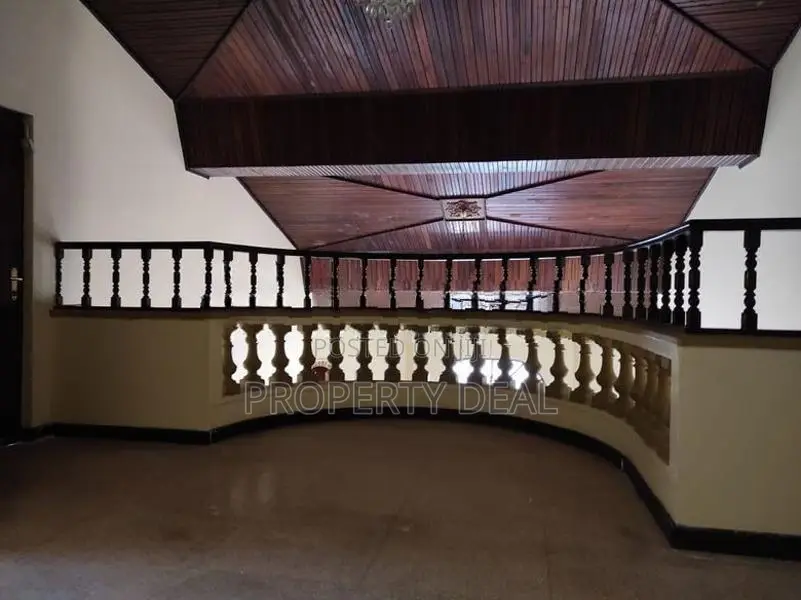 5 Bedroom House For Sale in Kohuwala - PDH35