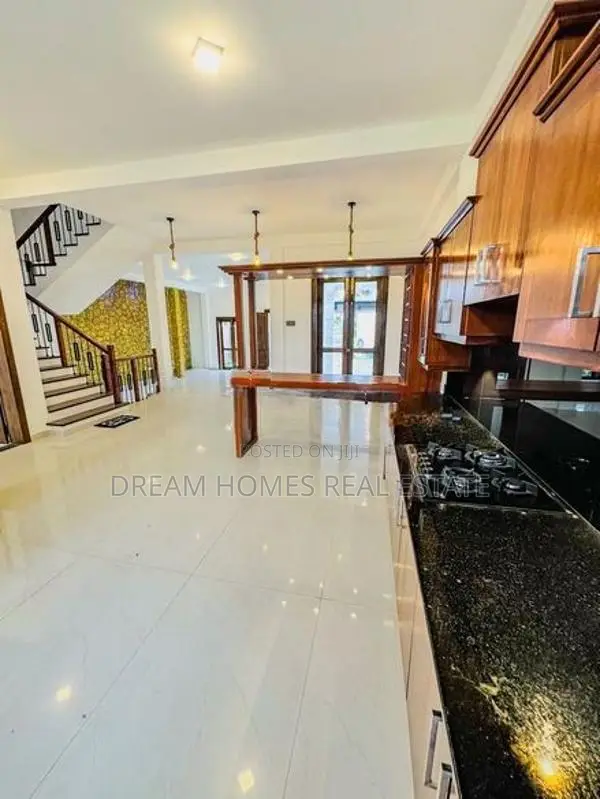 Modern Family Home in Secure Gated Community – Boralesgamuwa