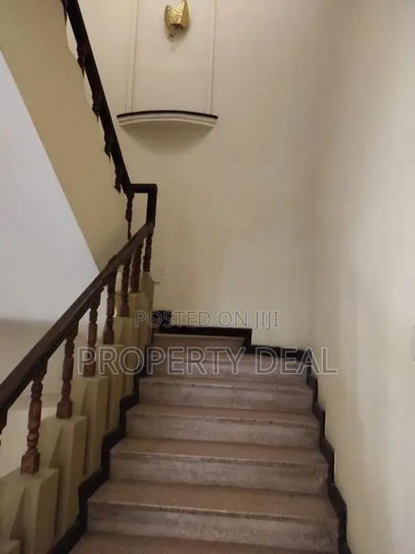 5 Bedroom House For Sale in Kohuwala - PDH35