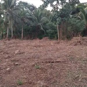Land for Sale in Mirigama