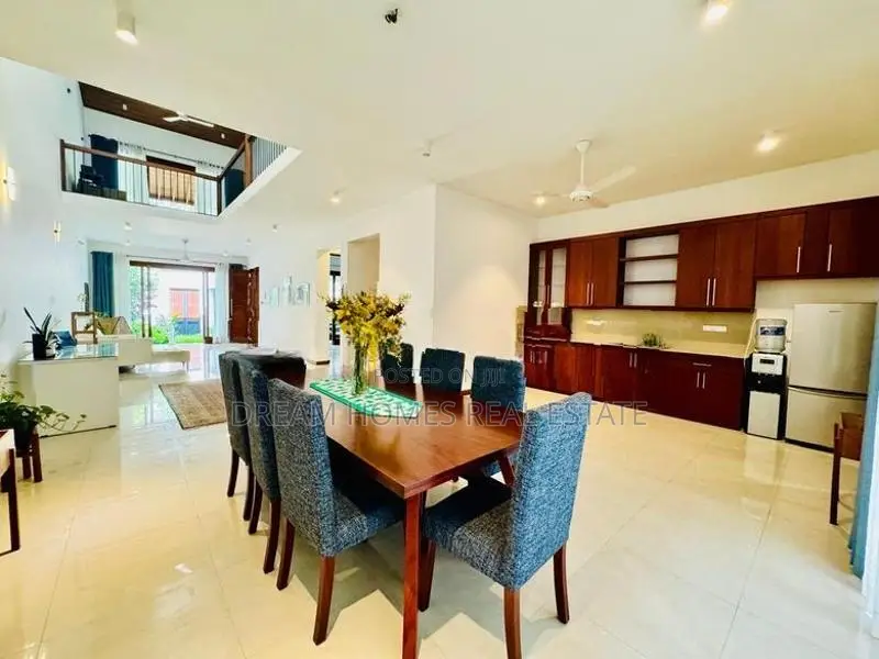 Modern 3-Story Luxury Home with 5 Bedrooms – Pelawatta