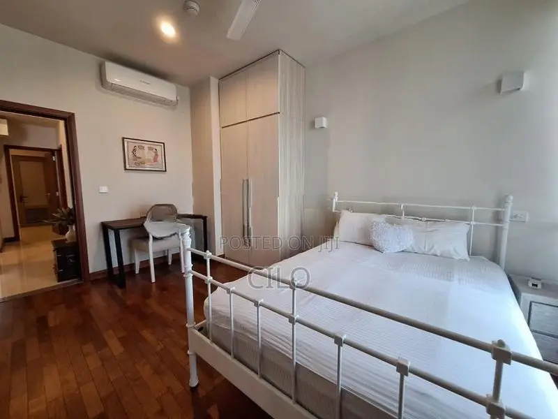 Grand 3 Bedrooms Furnished Apartment for Rent - Colombo 7