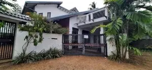 Modern House for Sale in Wadduwa – Thalpitiya