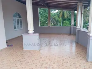 SPACIOUS 2ND FLOOR HOUSE FOR RENT IN MOUNT LAVINIA