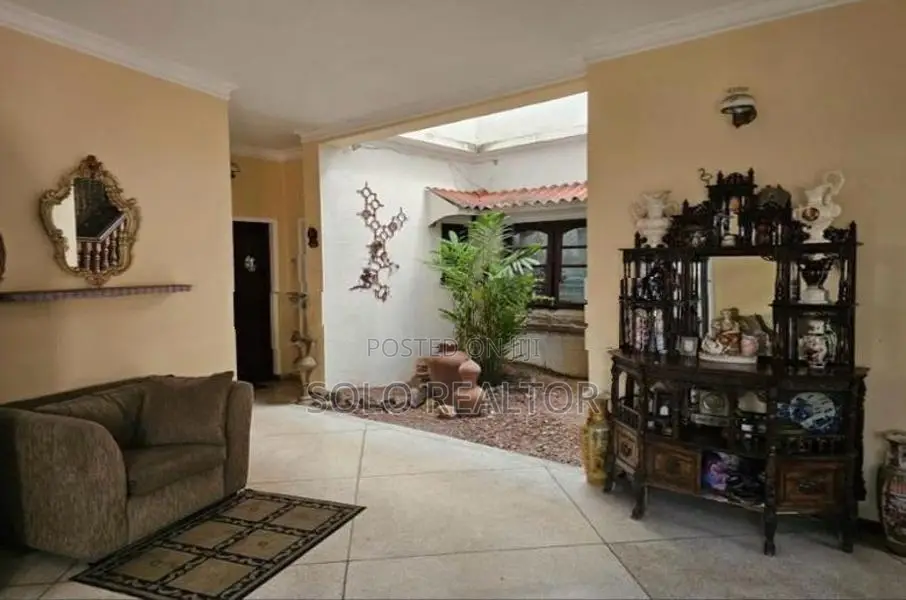 4 Bedroom House For Sale in Dehiwala