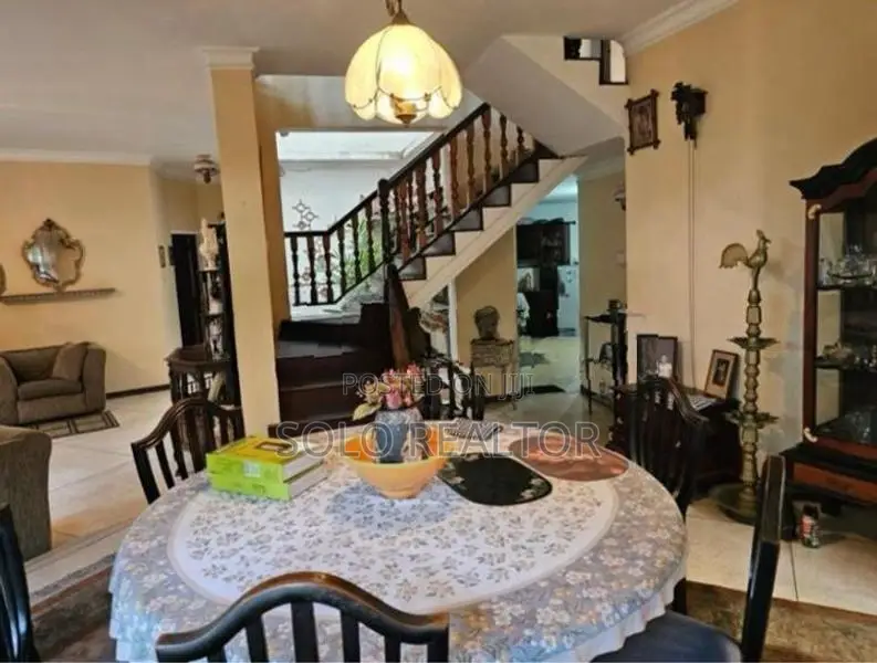 4 Bedroom House For Sale in Dehiwala