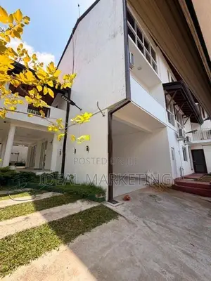 Pepiliyana - Spacious Three Storied House for rent