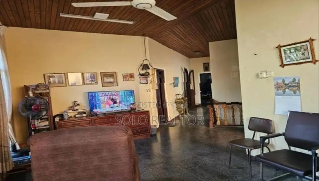 4 Bedroom House For Sale in Dehiwala