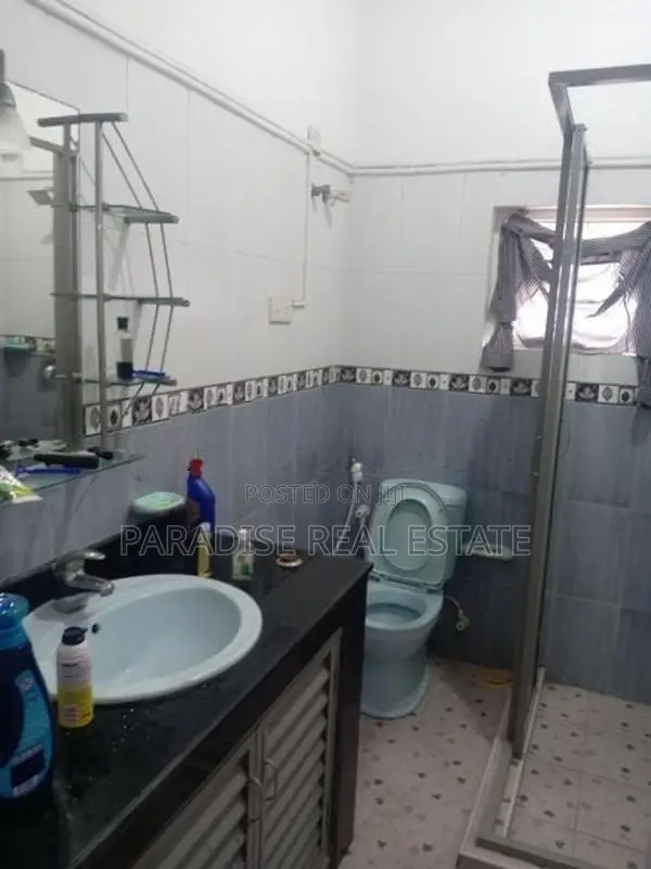 SPACIOUS 2ND FLOOR HOUSE FOR RENT IN MOUNT LAVINIA