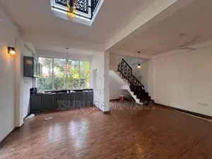 5 Bed Rooms House for Rent Mirihana