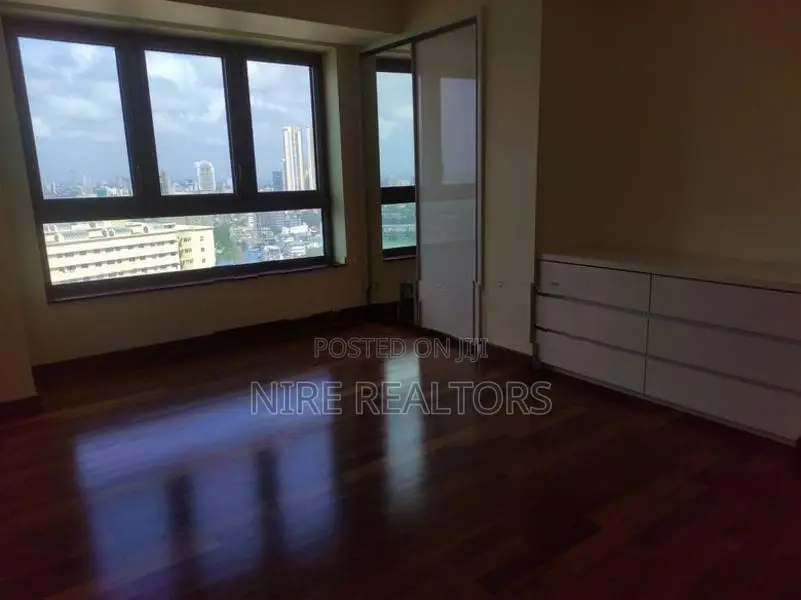 2 BR Apartment for Rent at Cinnamon Life Residencies Colombo