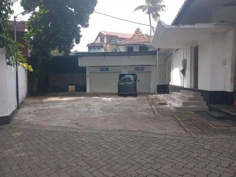 08 Rooms House for Rent Off Pagoda Road Nugegoda [ 2266 C ]