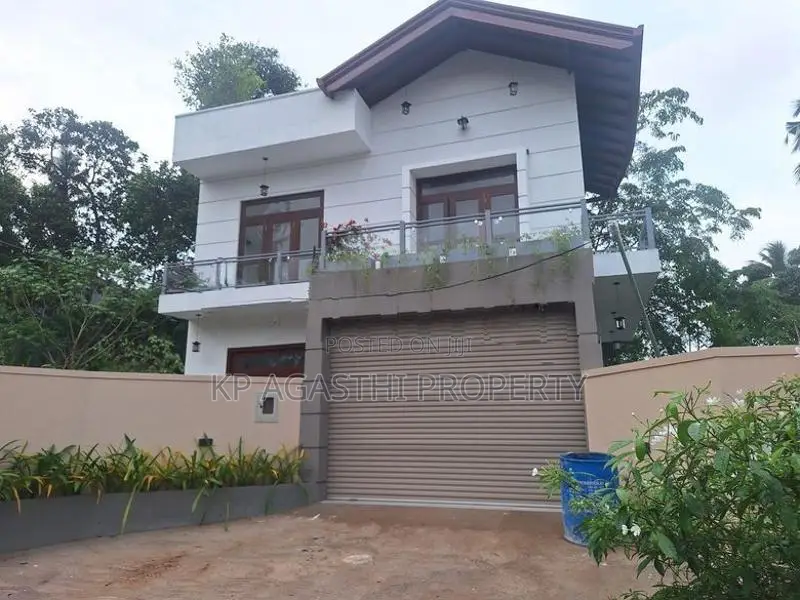 Luxury House for Sale in Maharagama