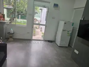 මාතර නගරයෙන් අංග සම්පූර්ණ Annex බදු දීමට