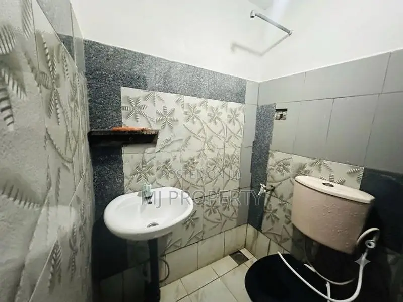 ( YR-1149) Valuable Single Storey House Rent in Godagama