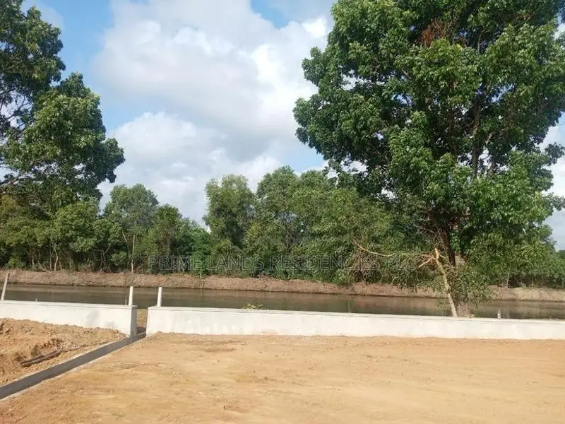Lands for Sale in Nawala