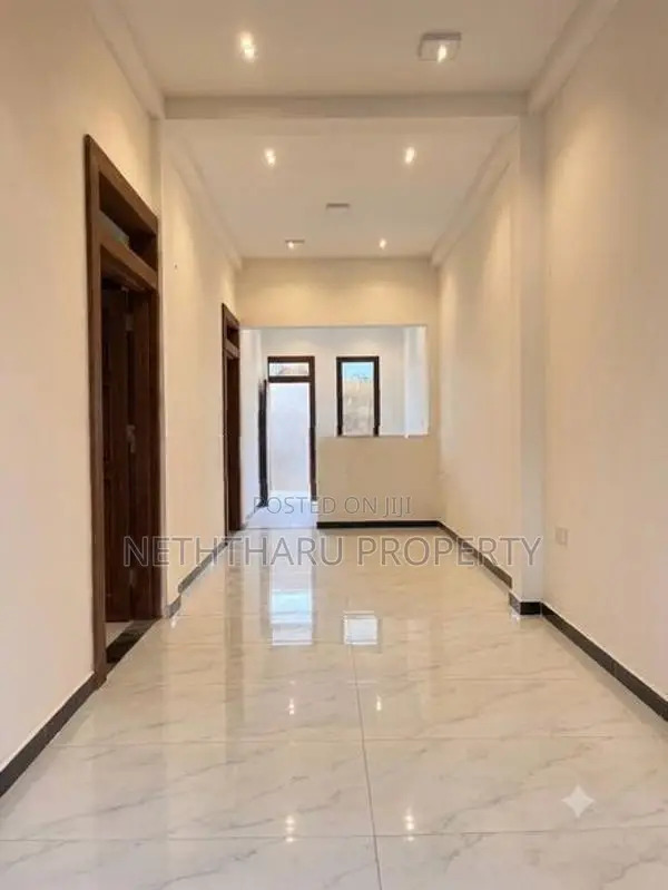 BRAND NEW MODERN 2 BED HOUSE FOR SALE AT LONDON SQAURE KOLONNAWA