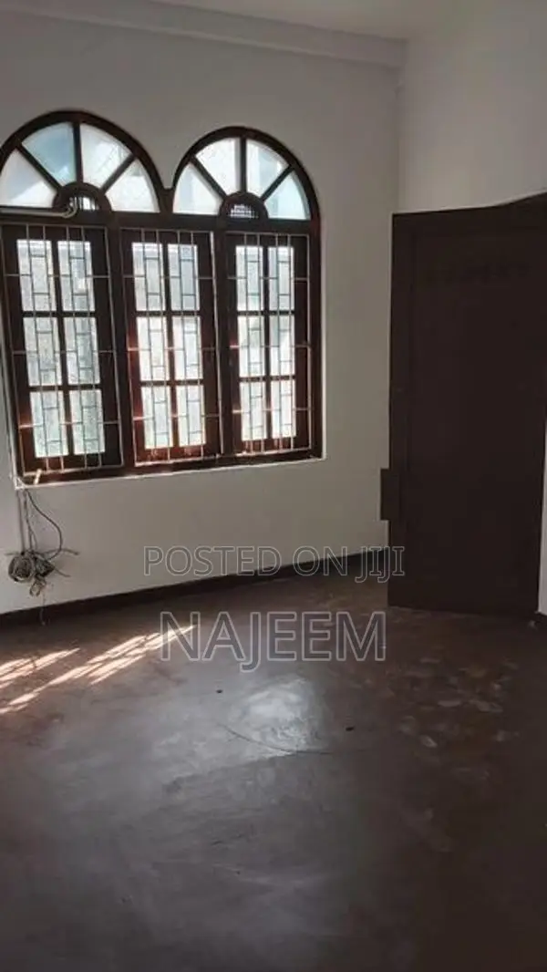 House for Sale in Colombo 8