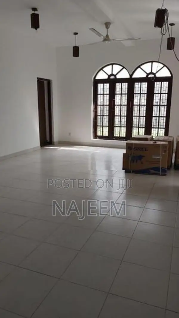 House for Sale in Colombo 8