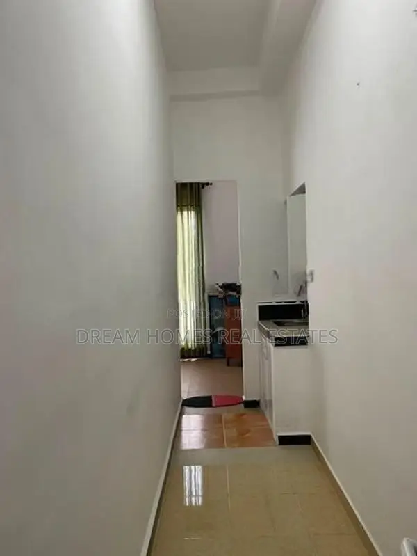 Modern 3-Storey House Sale Pannipitiya