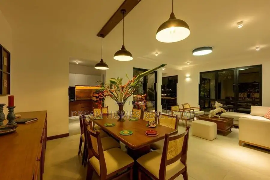 Kandy Architecturally Designed Hillside Villa for Sale with Mountain