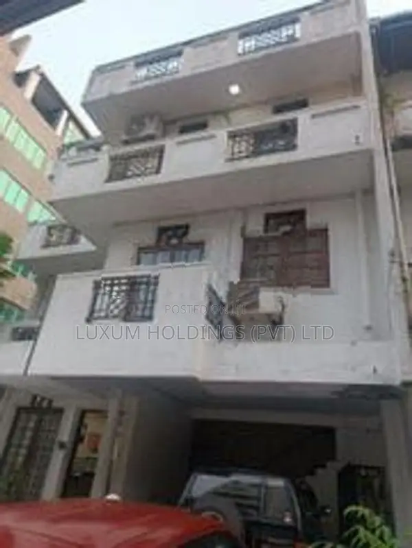 5,000 Sqft Office for Rent Off Duplication Road Colombo 04 [ 2087 C ]