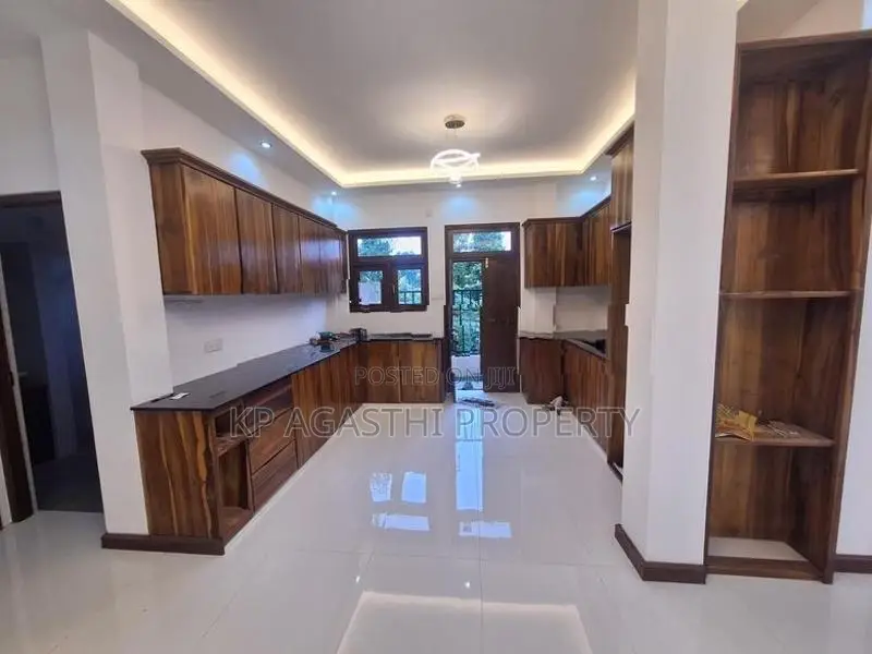 Luxury House for Sale in Maharagama