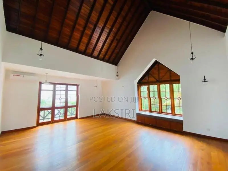 Luxury Modern House for Sale Nawala koswaththa