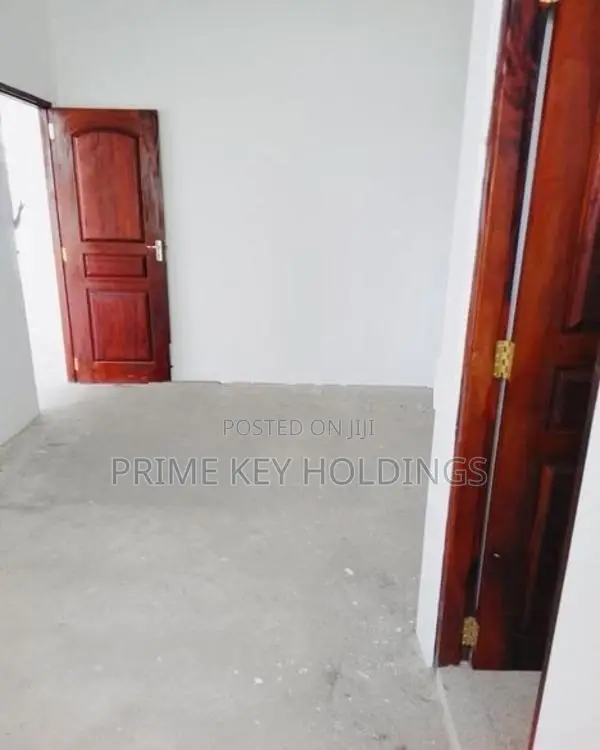 Commercial Property for Rent – Colombo 05 (CR125)