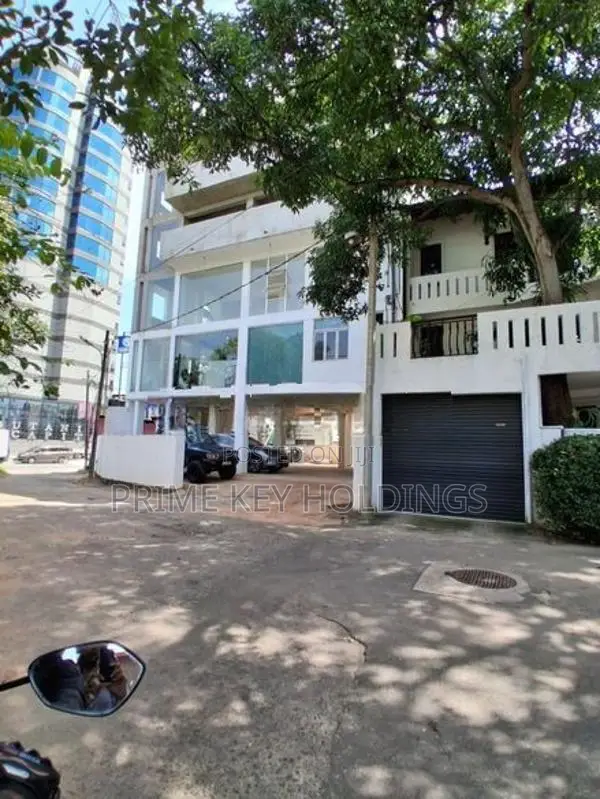 Commercial Property for Rent – Colombo 05 (CR125)