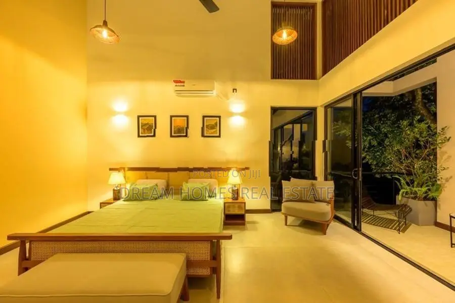 Kandy Architecturally Designed Hillside Villa for Sale with Mountain